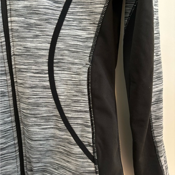 Black and Grey Athletic Avalanche Zip Up. Size Small. - Picture 3 of 5